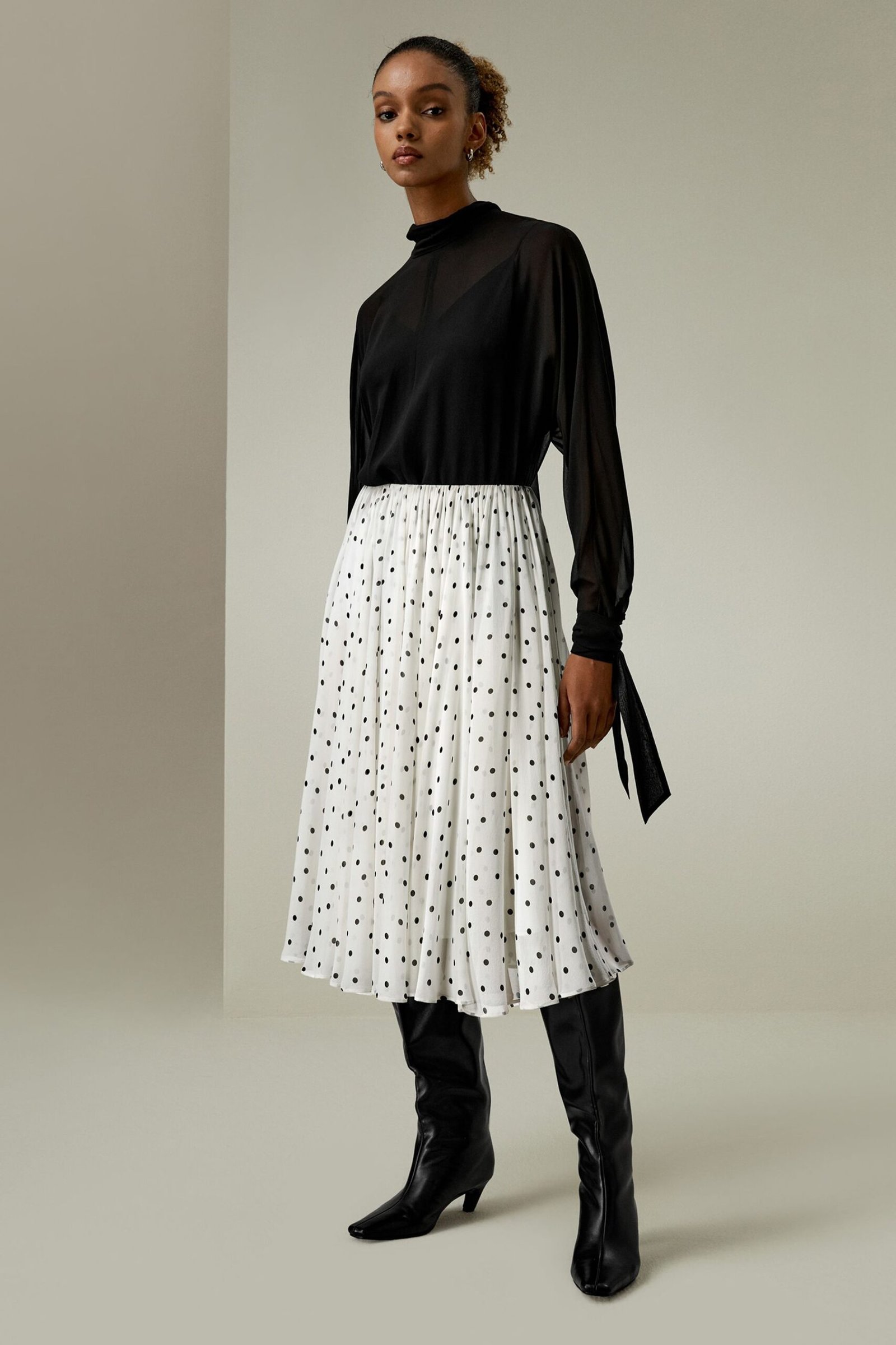 1 (3) Women White Silk Midi Skirt - Image 1