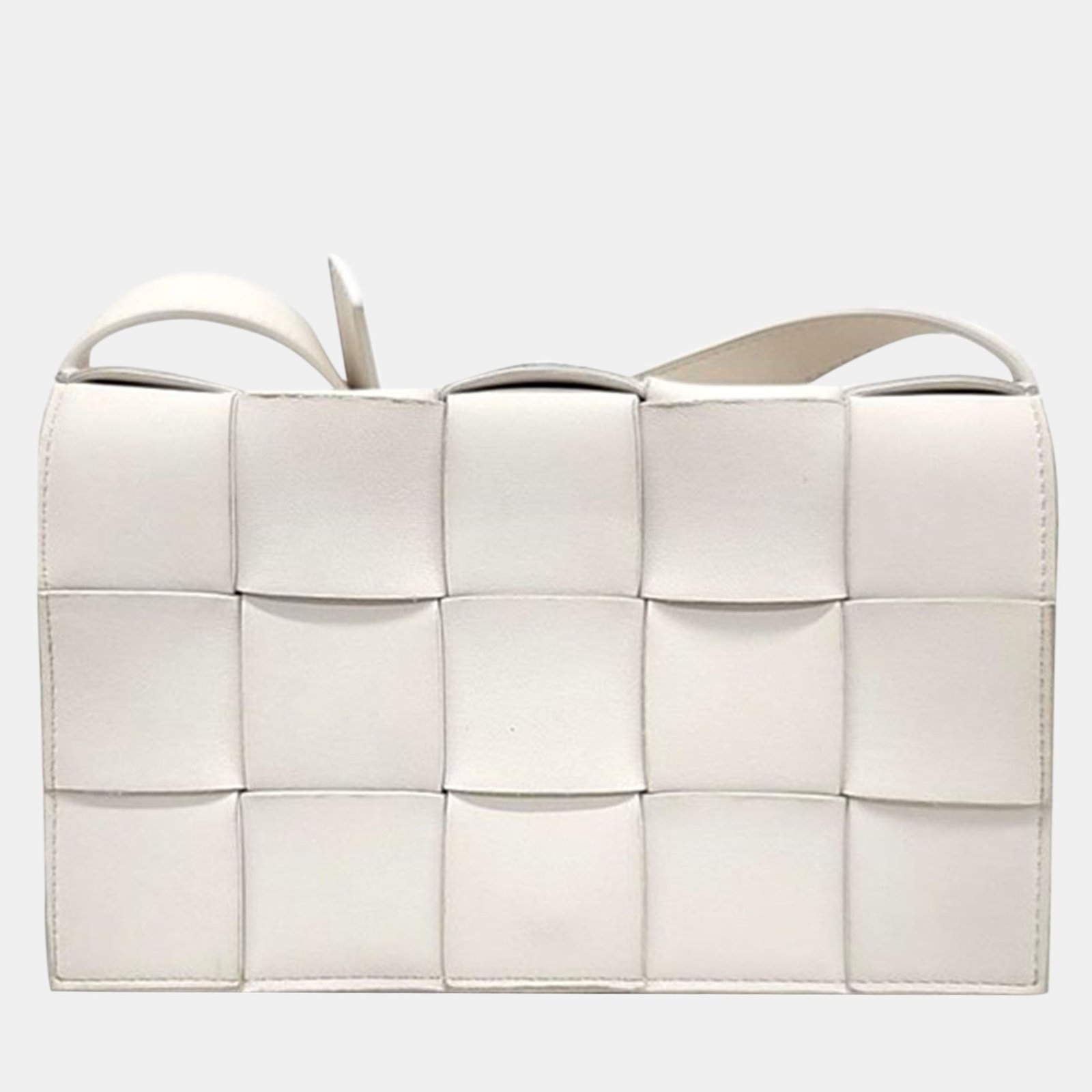 luxury-women-bottega-veneta-used-handbags-p980148-001 Bottega Veneta White Leather Cassette Shoulder Bag - Image 1
